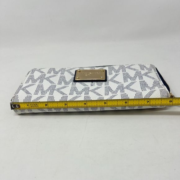 Michael Kors Jet Set wallet Continental Logo signature zip large checkbook ID - Picture 2 of 16